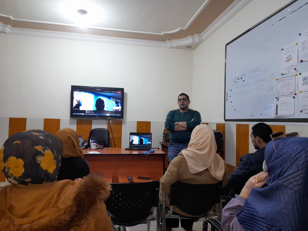asaad_h89's tweet photo. Celebrate the end of year with my lovely team, thank all of them for the great efforts that they made to support #Palrefs and ensure that operation is ongoing as well.
During the party, @DUA_UNRWASyria join us virtually to also thank Daraa @UNRWA for their efforts during 2021. https://t.co/SuiV8lQ5yv