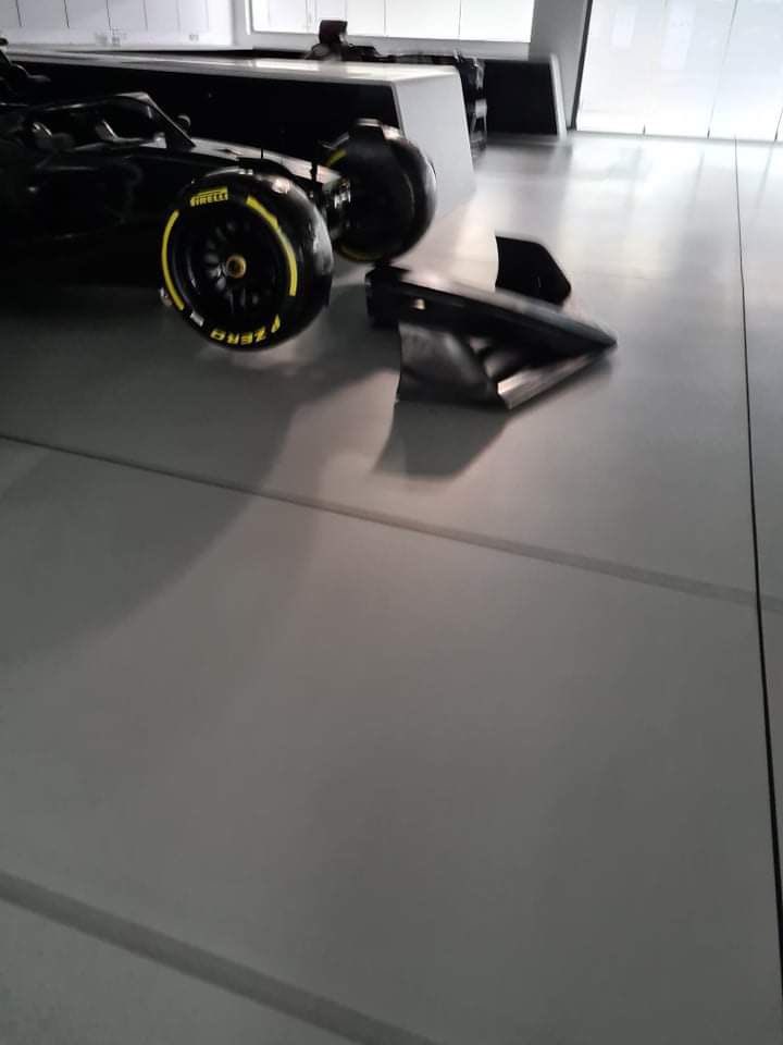 BradleyPhilpot's tweet photo. So it wasn’t just a render based on the F1 mock up! It exists in real life! Thanks to @lj_vind for these! #F1 @MercedesAMGF1 https://t.co/BFIF4eyVsx