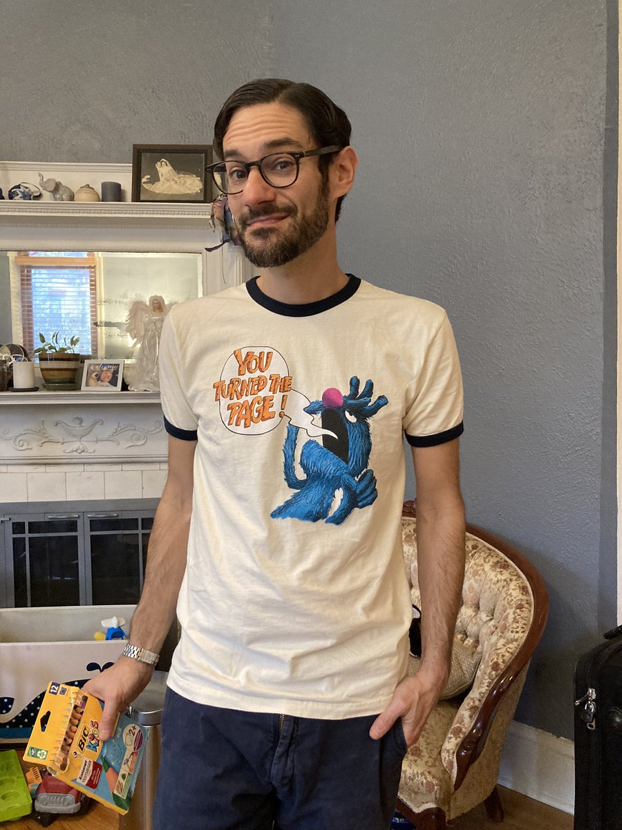 oi_vey's tweet photo. I’ve never given much thought to a New Years Day outfit, but my husband nailed it. https://t.co/PmqHjVLKNc