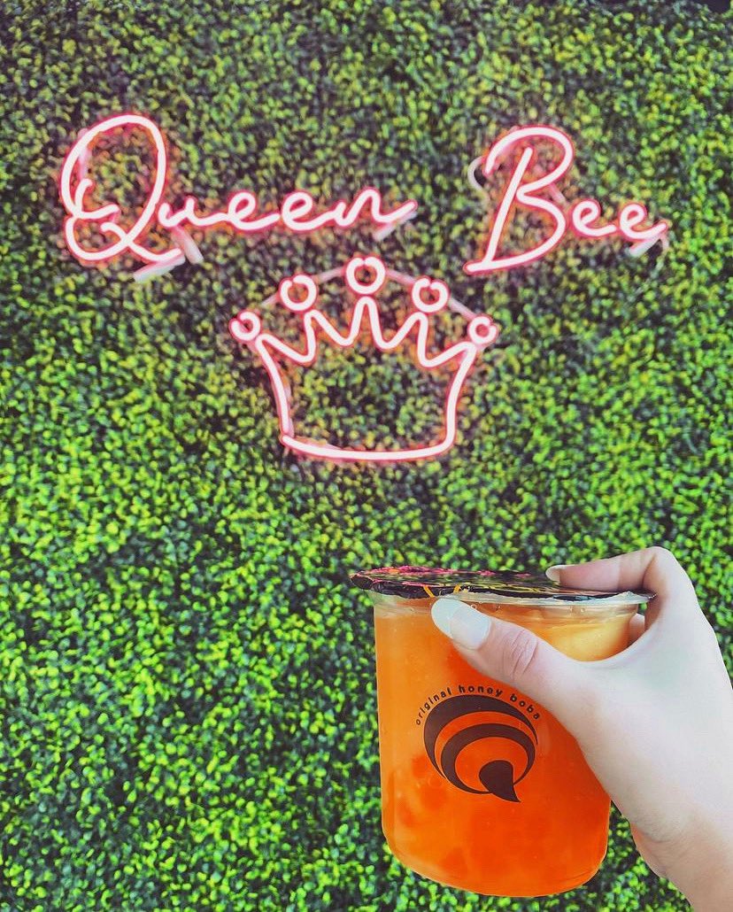 mybubblebeehive's tweet photo. Happy new year! 🐝❤️🙏🏼🌟 We want to take a moment to thank you for your business. Our customers make us awesome and we appreciate you! Here’s to many more delicious drinks customized your way in 2022! 🧋🧋🧋🧋🧋🧋🧋🧋
.
📸: @stylicious07 https://t.co/qwIh3D5J1I