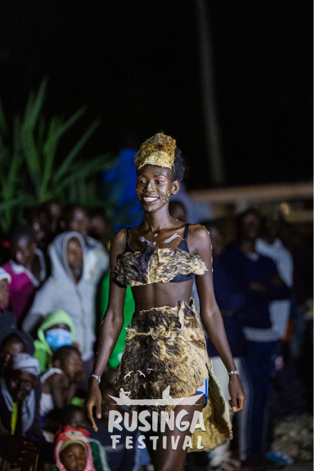 RusingaFestival's tweet photo. #RusingaFest2021 and #RusingaFestAt10 in pictures!
📷 @AnthonyMuwasu
#RusingaFestival
#RusingaFestInPictures https://t.co/EAHctAdOiU