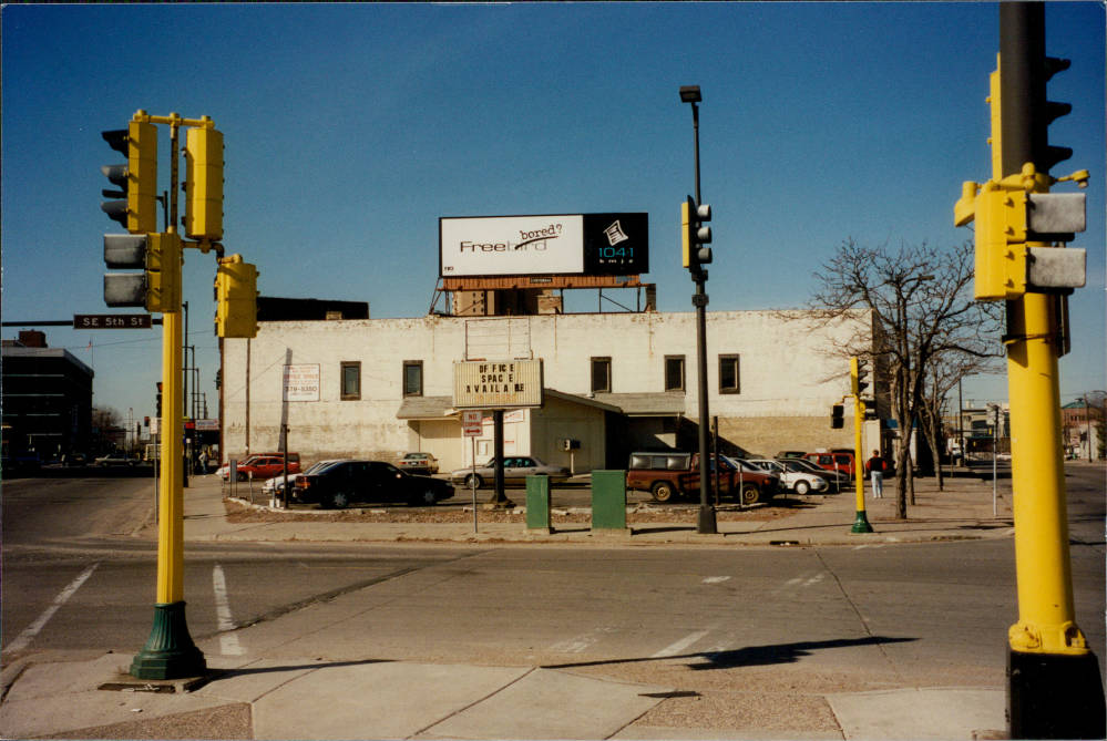 mplsphotobot.bsky.social tweet media