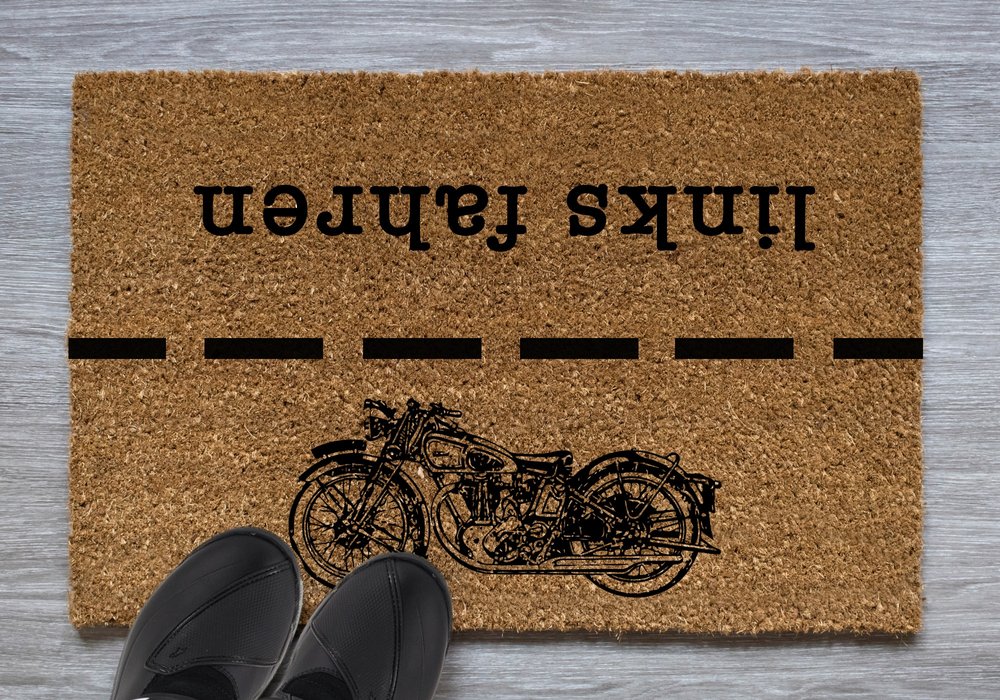 🐕 Big deals! Links Fahren (keep left) Doormat only at £21.99 on bit.ly/3EIHdkb Hurry. #isleofman #manx