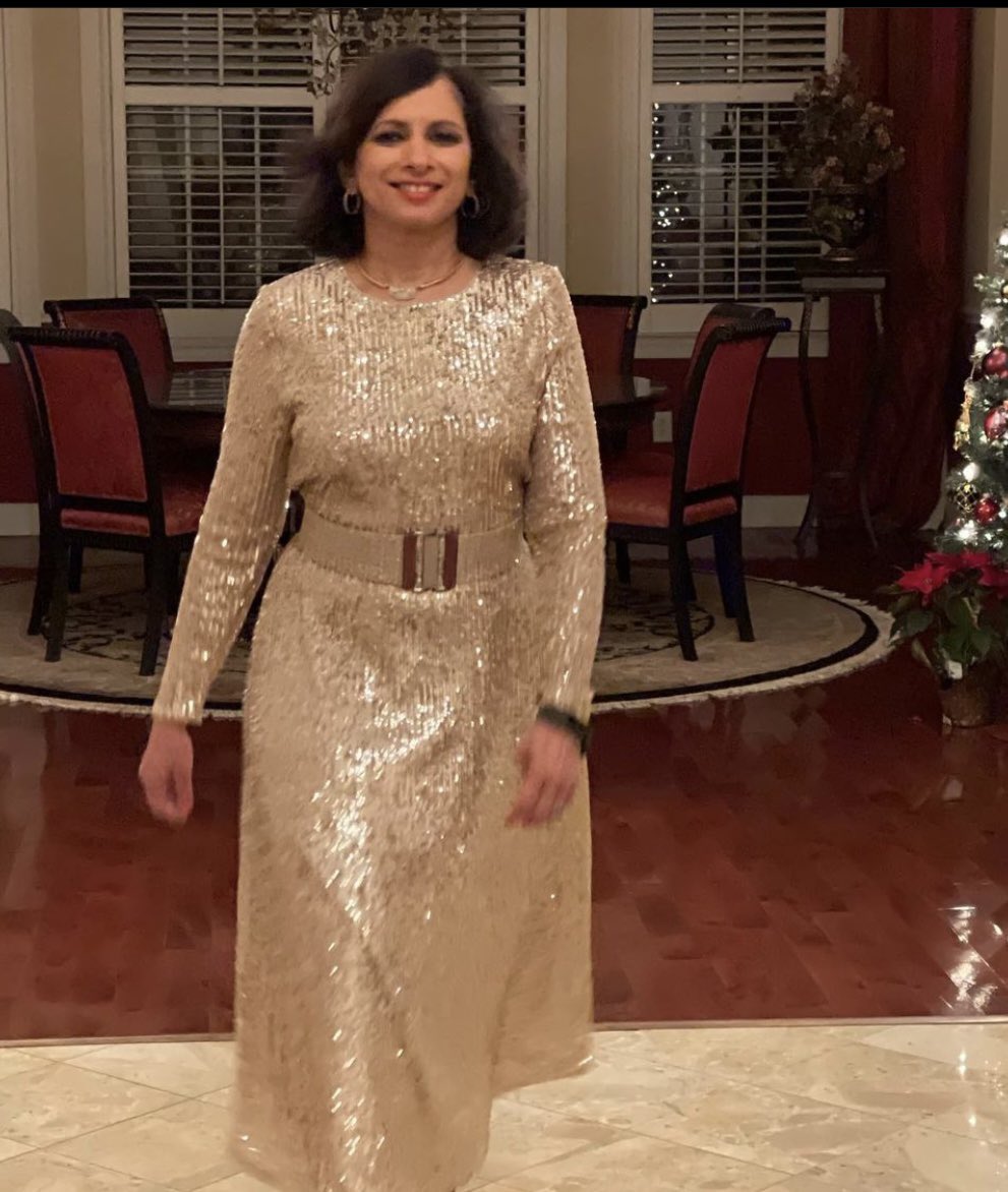 Wishing everyone everywhere a golden New Year - prosperity, joy, happiness and of course good health! #HAPPYNEWYEAR2022 🎊🥳🎉🎇