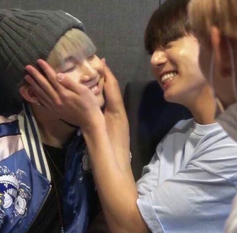 O613file's tweet photo. "suga hyung won't scold me" https://t.co/FvY2wNUSKT