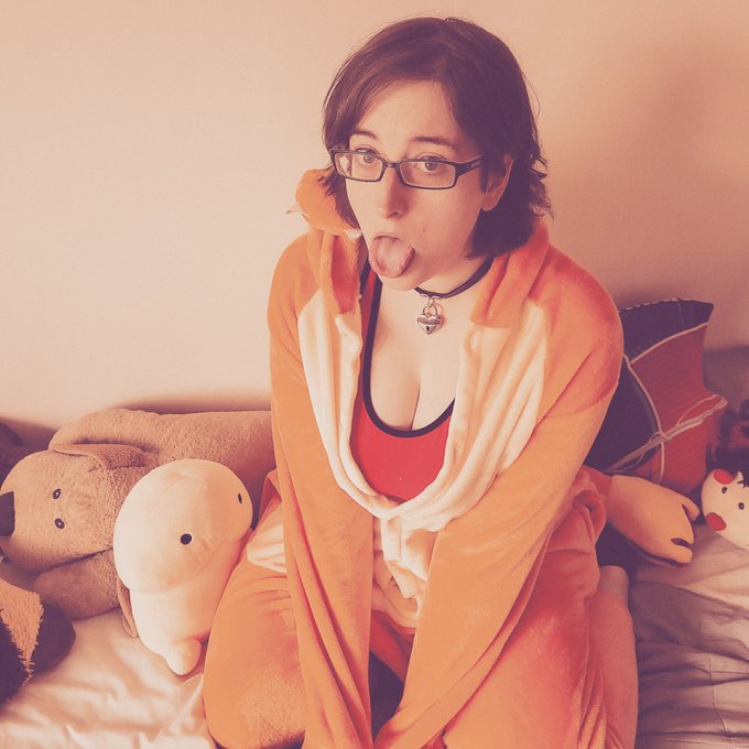 I'm charmander! Retweet if you agree!  And check out boringkate dot com for the proof! I just released<a href="/tag/dress"class="tags"><span>#dress</span></a><a href="/tag/hashtag"class="tags"><span>#hashtag</span></a><a href="/tag/trans"class="tags"><span>#trans</span></a><a href="/tag/transgirl"class="tags"><span>#transgirl</span></a><a href="/tag/gothy"class="tags"><span>#gothy</span></a><a href="/tag/dic"class="tags"><span>#dic</span></a>