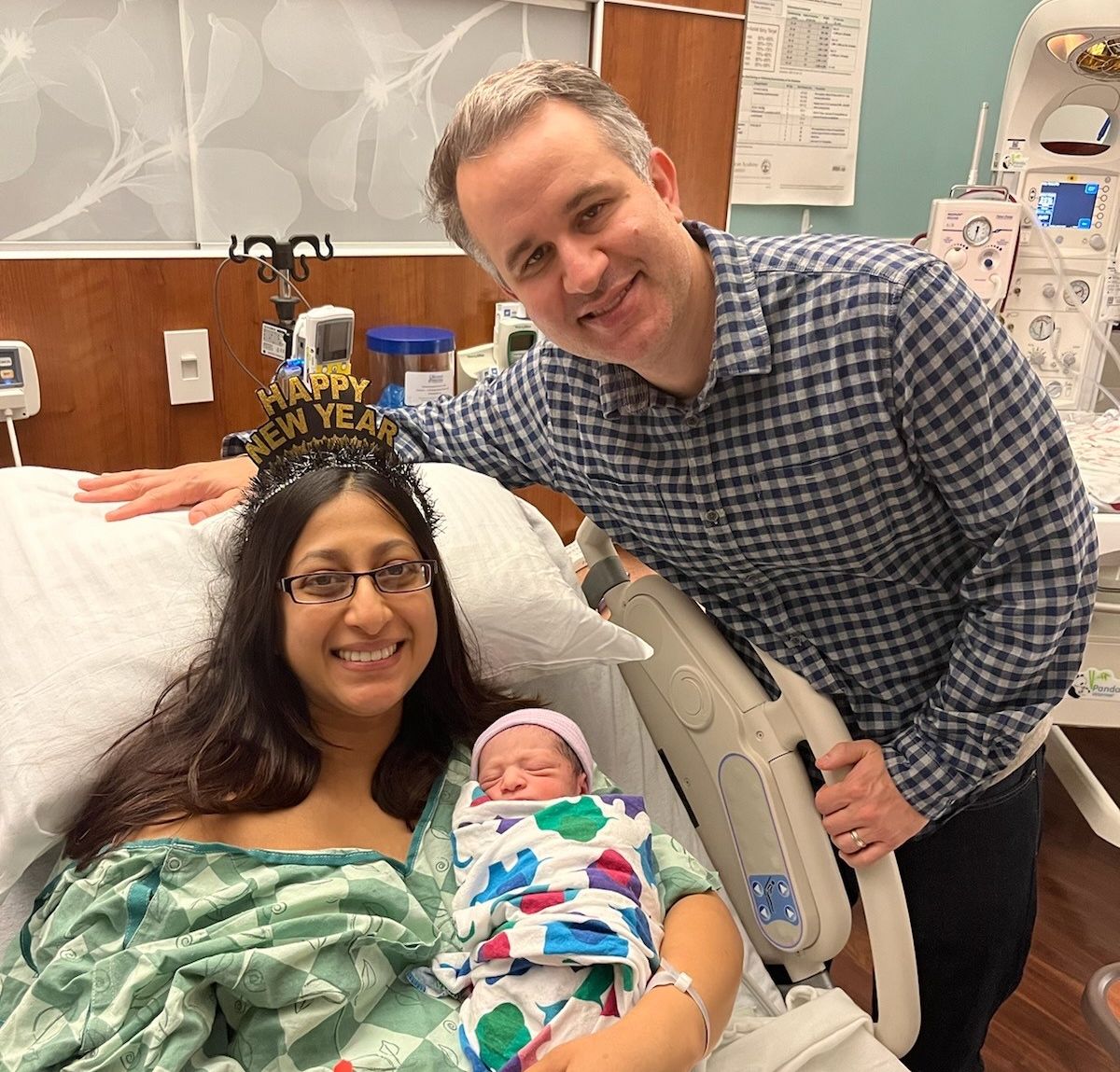 JeffHealthEH's tweet photo. Einstein Medical Center Montgomery welcomed its first baby of 2022 at 1:10 AM. Please join us in congratulating Matthew & Anisha Aulbach on their beautiful new addition!
#bornateinstein #newyearbaby #happynewyear #firstnewyear #goodbye2021 #2022 #laboranddelivery https://t.co/2lmFokuTJy