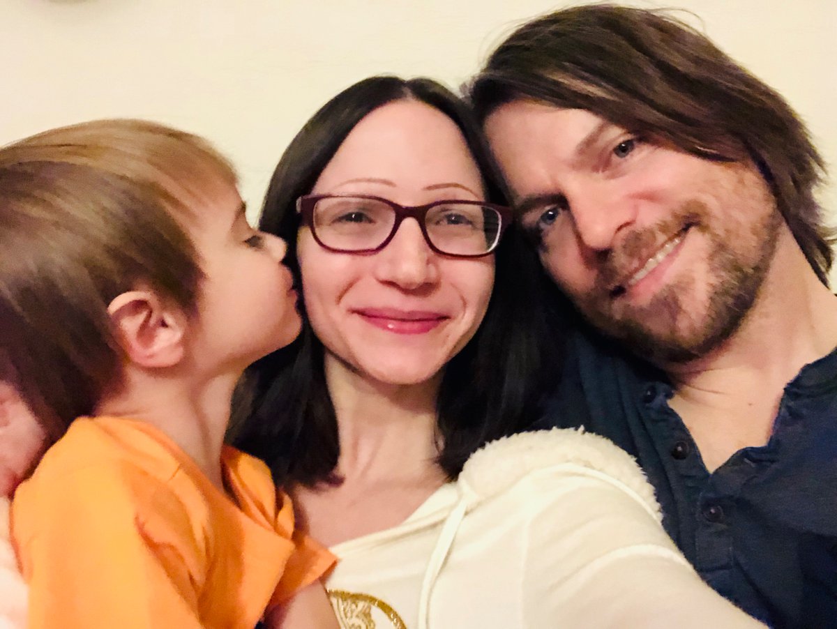 tiffanyjewel10's tweet image. New Years Eve❤️
#family #thedood #almost4
#NewYears #2022