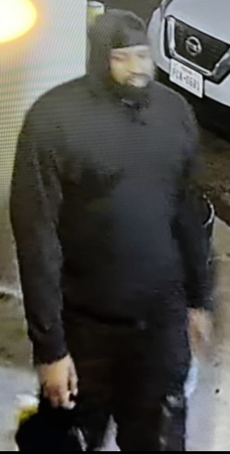 houstonpolice's tweet photo. WANTED: Help our homicide detectives ID these 2 suspects seen fleeing this morning's scene in a white Dodge Charger. 

If you know them, please call HPD Homicide 713-308-3600 or anonymous tip to @CrimeStopHOU for reward up to $5K.

More info at https://t.co/6j53cA00EF

#HouNews https://t.co/gsDaTlTkQg