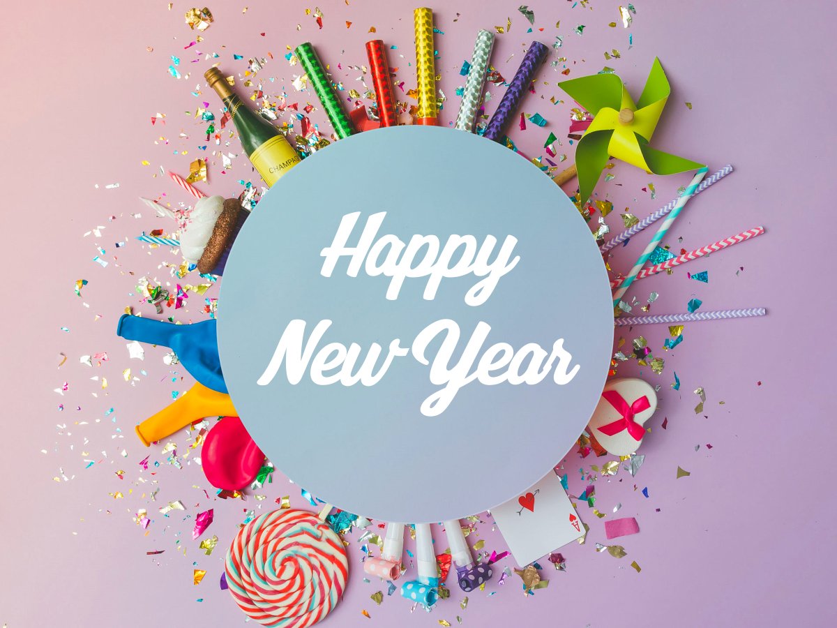 VanStarling's tweet photo. Wishing you a great new year! #HappyNewYear #celebrate https://t.co/RuD48C5IyA