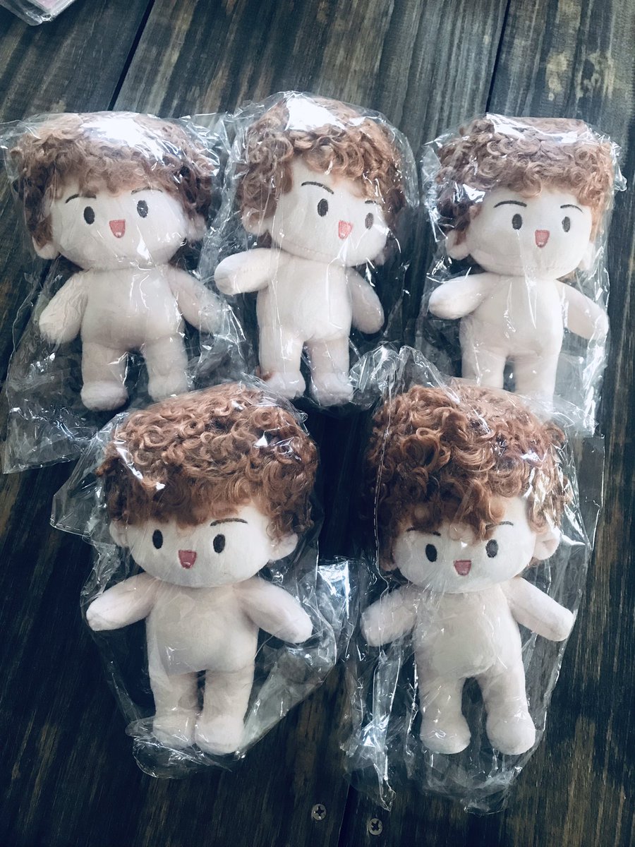 godalilly's tweet photo. RECEBIDOS DA SEMANA #lillyrecebidos #godalilly

Brazil GO - XunXunZi Sehun 

Chegaram perfeitos 😍😍😍

NÃO ESTÃO A VENDA

#EXO   #godalilly https://t.co/k5zMsY1BZS