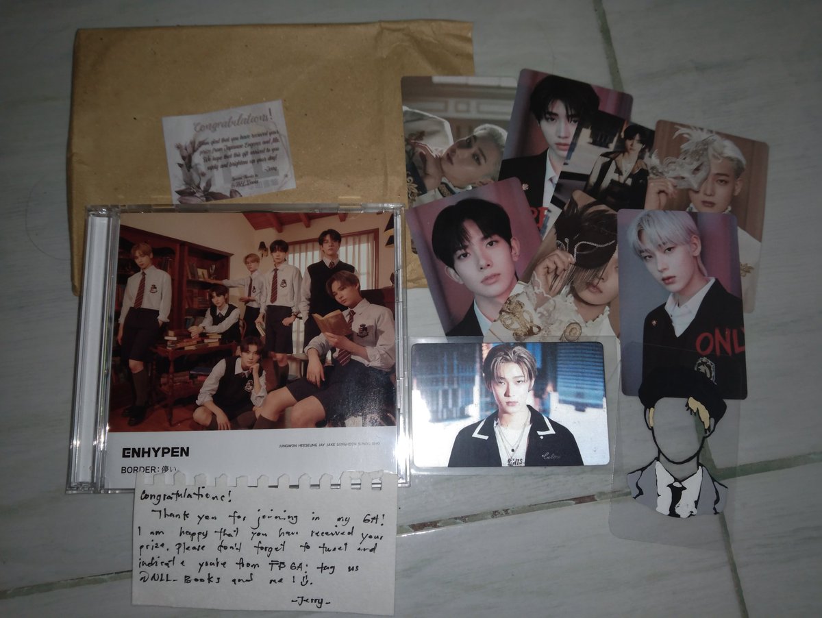 _kimjsr's tweet photo. THANKYOU YOU SO MUCH FOR THIS @Niki_Kilig AND TO @NLL_Books . I REALLY LIKE THE HAKANAI AND MY SUNOO CAME HOME😍 THANKYOU FOR THE GIVEAWAY AND NEXT TIME ULITTTTT MUAH❤️ https://t.co/WkOEn112ng