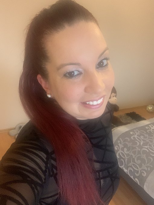 Ein frohes neues Jahr w&uuml;nsche ich euch 😘🍀 https://t.co/VbPiQpENCu<a href="/tag/sperma"class="tags"><span>#sperma</span></a><a href="/tag/spass"class="tags"><span>#spass</span></a><a href="/tag/hannover"class="tags"><span>#hannover</span></a>