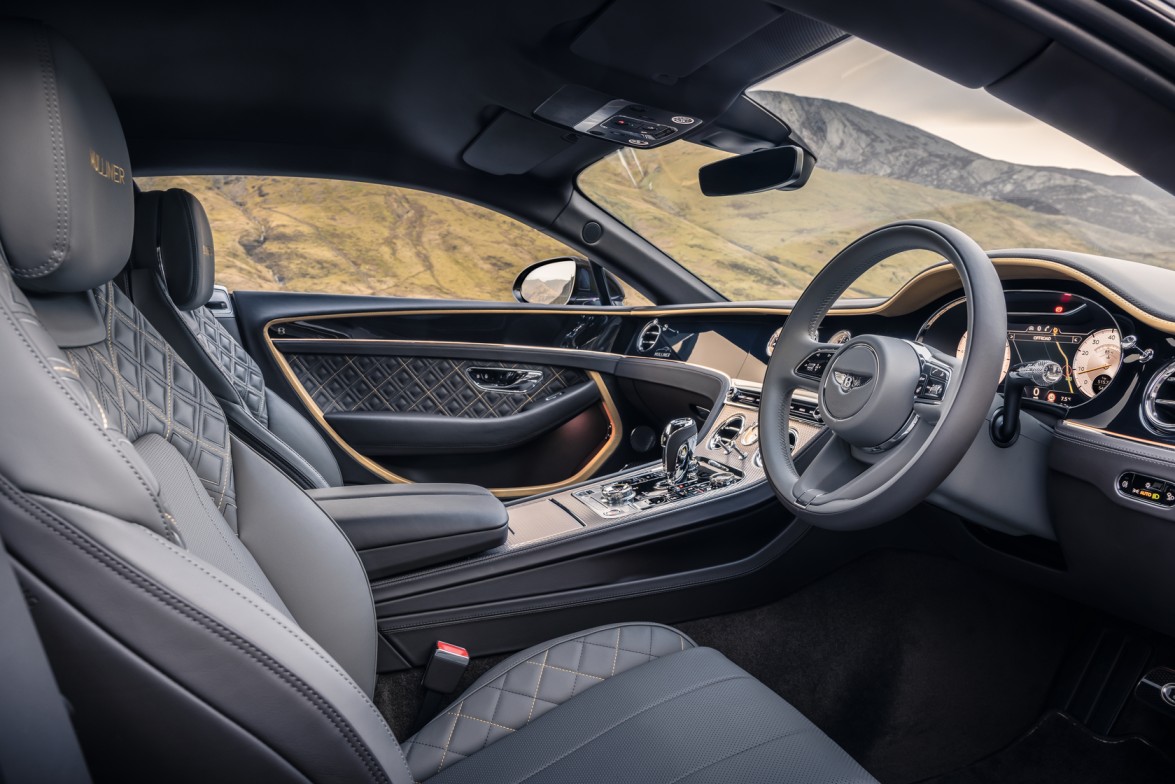 pitstopweekly's tweet photo. #Bentley Introduces #GTMulliner Blackline

@BentleyMotors @BentleyComms https://t.co/J6IL3uMxgM