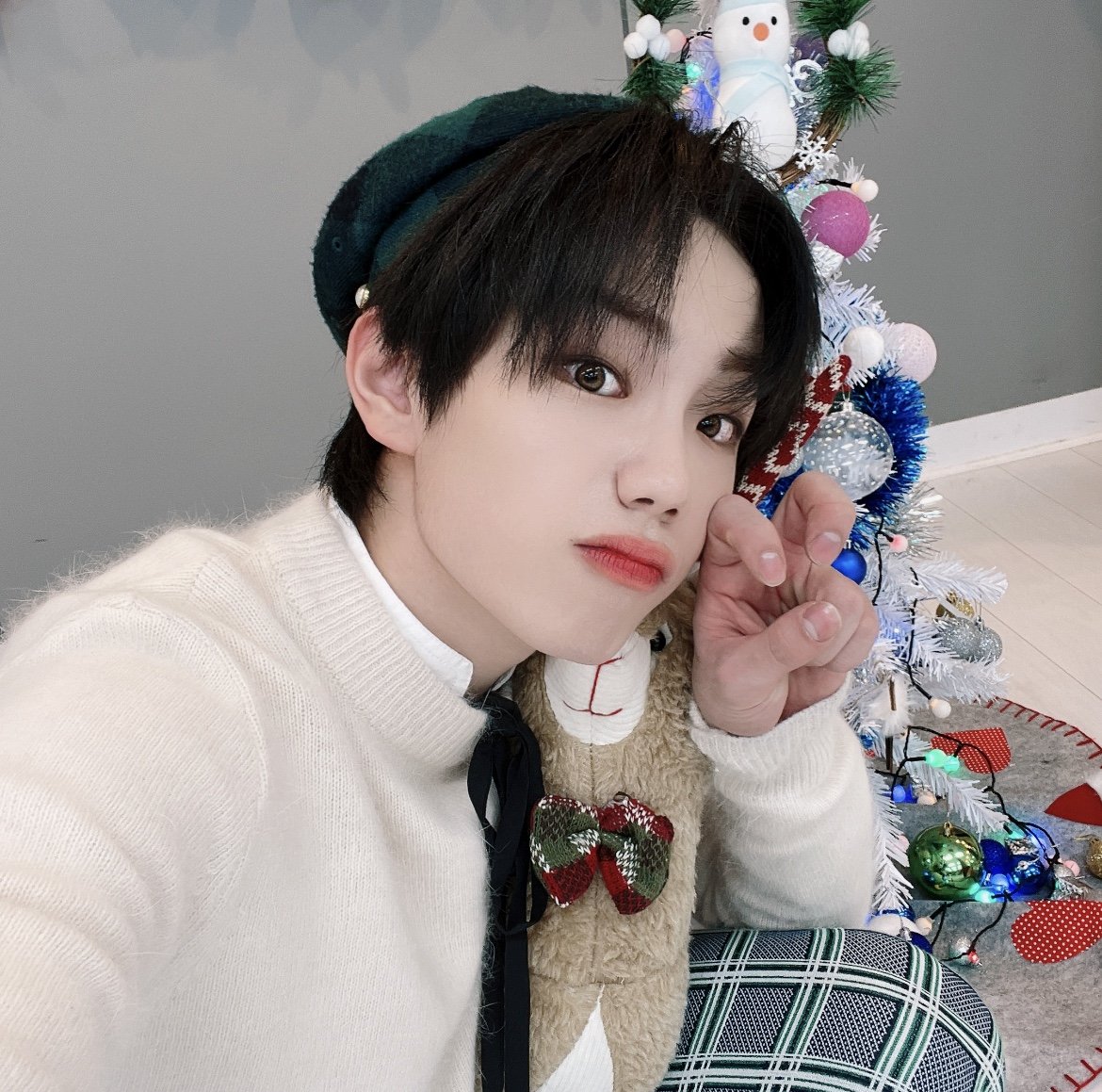 wonjunIoops's tweet image. . . . welcome to wonjun loops ! ☆

[ #ELAST #WONJUN #엘라스트 #원준 ]