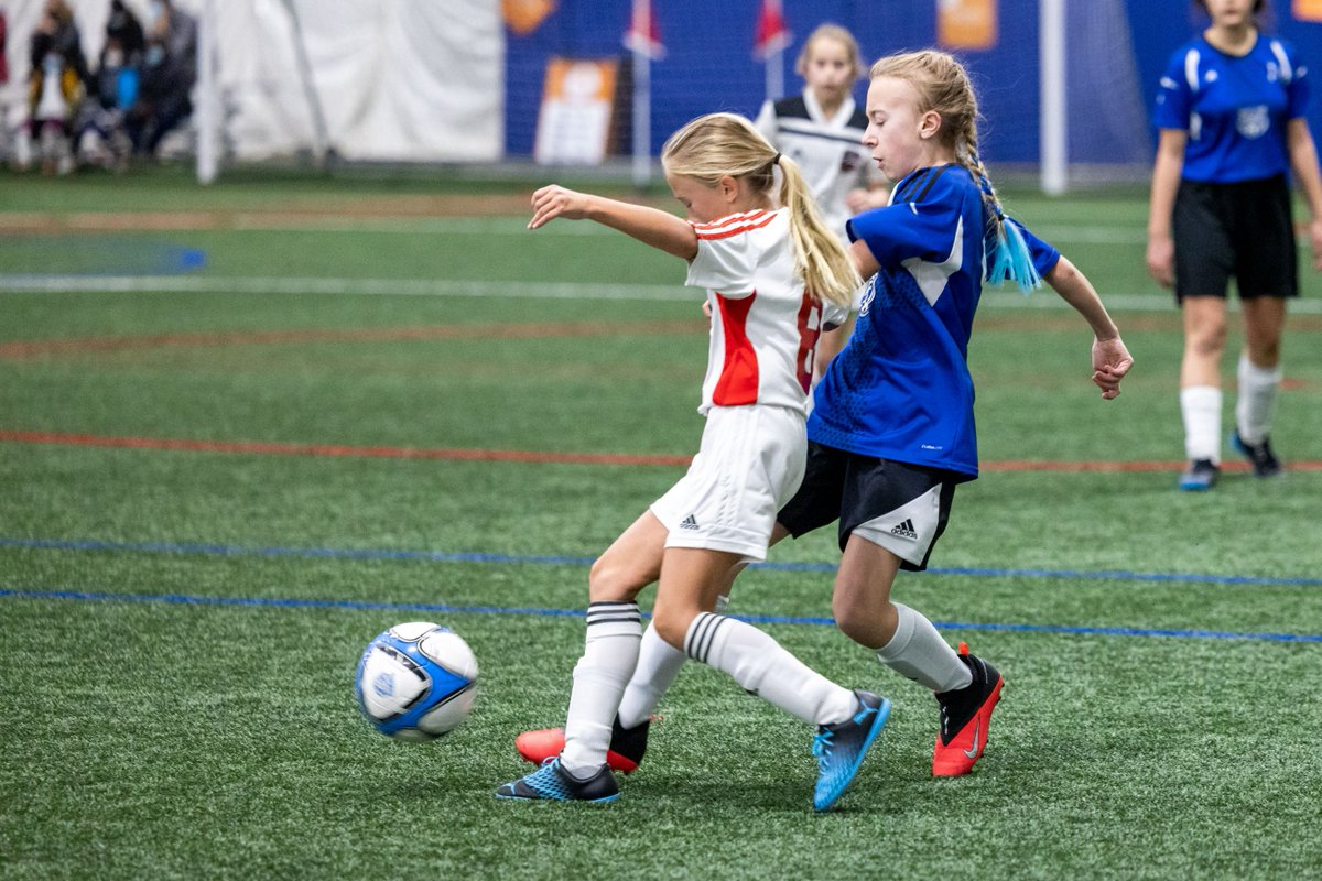 cmsasoccer's tweet photo. Some action from yesterday's #cmsaWinterClassic presented by @KalTire games ❄️⚽️ https://t.co/LRr65rANqA