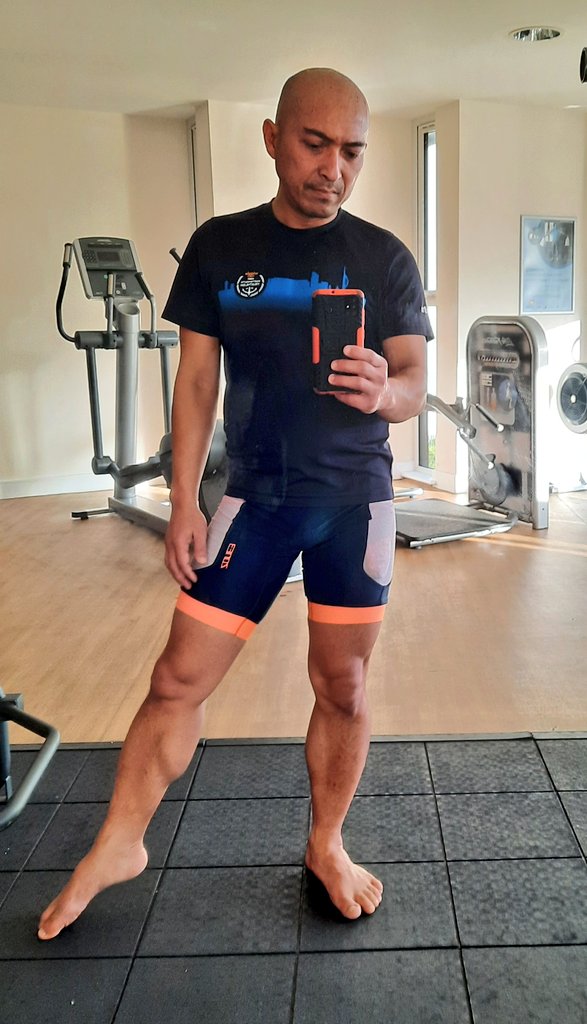 Richard_GP's tweet photo. Today it's more jazz floor work - monkey tuck, back roll and chugs. Oh my knees...

#doctoractive #gpactive https://t.co/MoXoBTzS0a