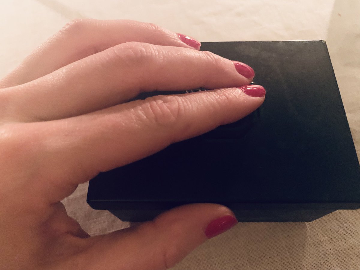 Already the second year without you. 

We are still heartbroken and miss our UK colleagues 💔

But we will keep your star safe ⭐️ 

Love and a Happy New Year to all our friends in the UK.

🇪🇺❤️🇬🇧