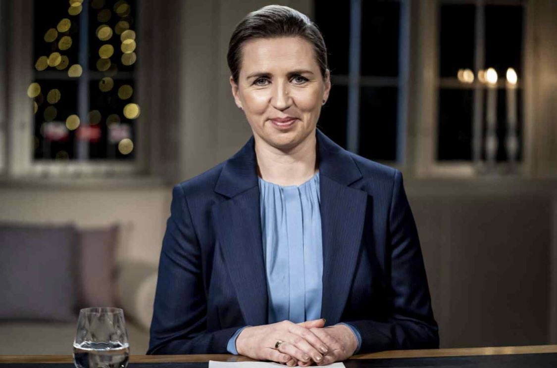 Statsministeren lover i sin #nytaarstale at et sundhedsudspil er på vej: Et udspil der vil sætte patienten i centrum, sikre sammenhæng og fast læge til alle uanset geografi. Det lyder godt - <a href="/YngreLaeger/">Yngre Læger</a> ser frem til at diskutere dette - for behovet er stort #sundpol