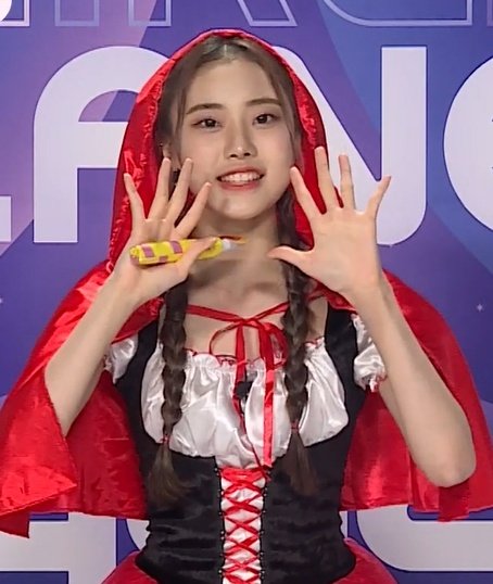 sheonpics's tweet photo. #션 🐱 sheon gummy smile 

(on #GirlsPlanet999) https://t.co/Vhgfmxx1fH