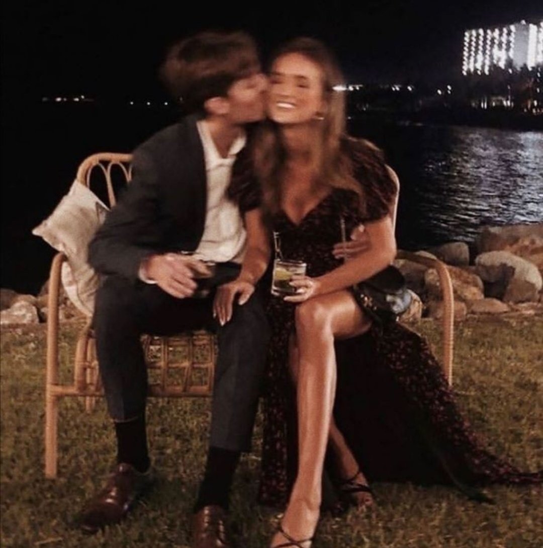 Couple Pics (@4upicsart) on Twitter photo 