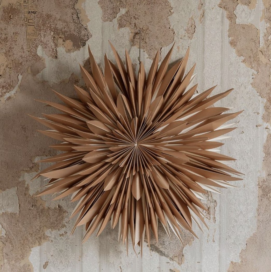 "Winter is not a season, it's a celebration."
-Anamika Mishra

Happy New Year! 🍾🥂

#EdenshawDevelopments #ThoughtfullyDesigned #architecture #interiordesign  #torontocondo #archdaily  #MississaugaCondos #MississaugaLiving #minimalism #artandlife #design #gtarealestate #wabisabi