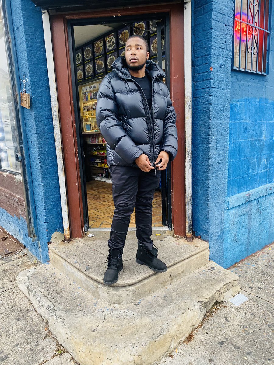 abm_blizz's tweet photo. They keep telling me chill but I don’t stress how they feel I’m worried about them dead president they press on them bills #ABMGeneral🦅 #LLGut #LLB$m #LLTroy #FREETY #FREEBADBOY #FREEOdog https://t.co/kj6nJaY6kU