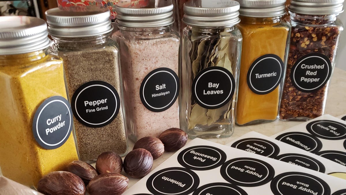 Lifehacker on X: Use These Free Printable Spice Jar Labels to