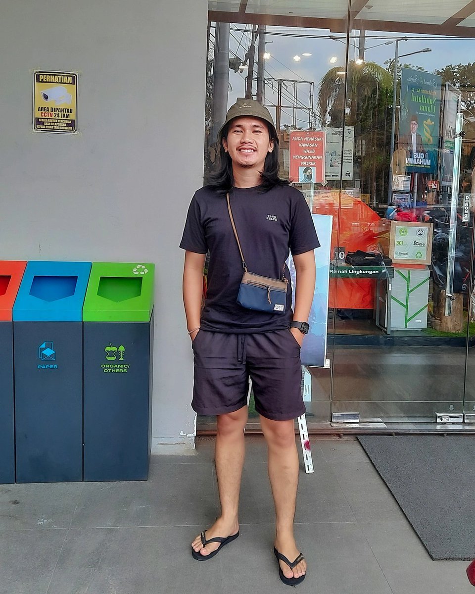 JonTarwan's tweet photo. Menjelang tahun baru.
31desember2021
2021-2022 https://t.co/ERjFzHDdGT
