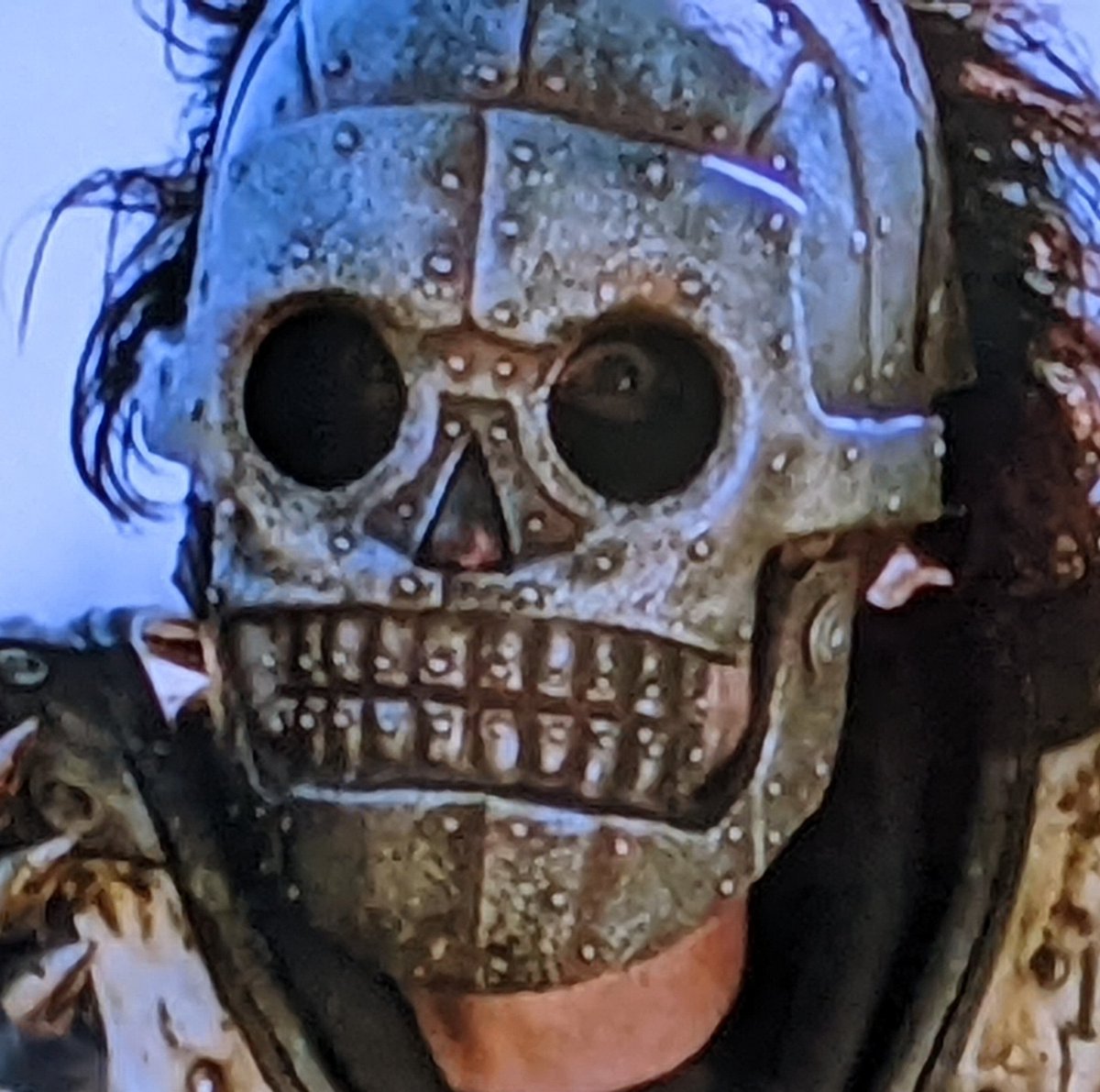 I propose we switch to these as the masks of choice for 2022.
#MutantDriveIn
#Turbokid