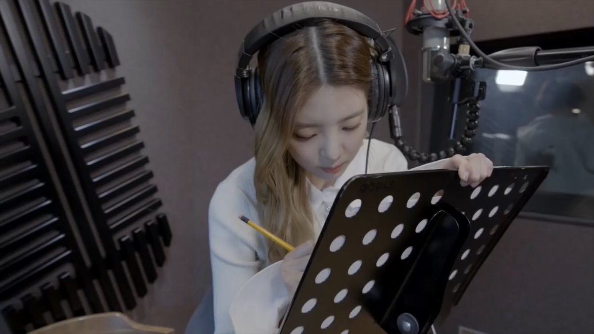 ssaranglia's tweet photo. WE ARE PROUD OF LIA
#LiaDeservesBetter 
#밝혀줄게별처럼 
@ITZYofficial https://t.co/oMAF5Yrxfa