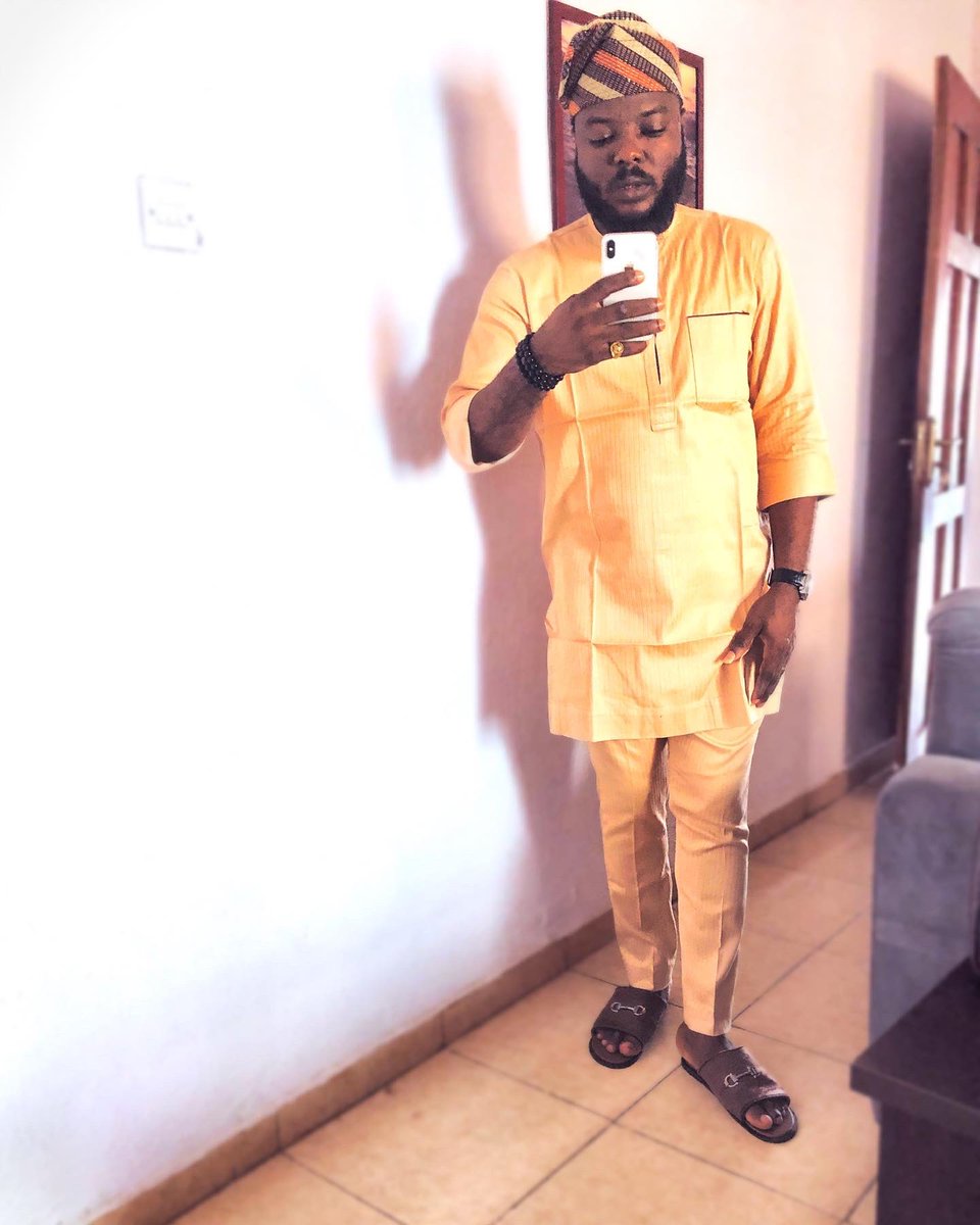 HamedTailor's tweet image. THANK YOU!

We met our goals and beyond for the year 2021 through your immense patronage. Thank you

We are setting up another target for 2022 and we know you’ll walk the journey with us and help us in smashing the target. Thank you

Happy New Year to You and Yours

#Stessors✂️