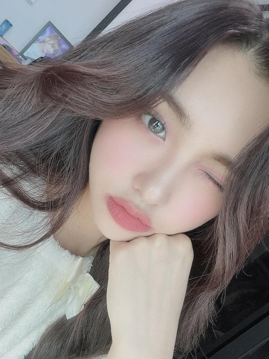 #AISHA #아샤 #EVERGLOW