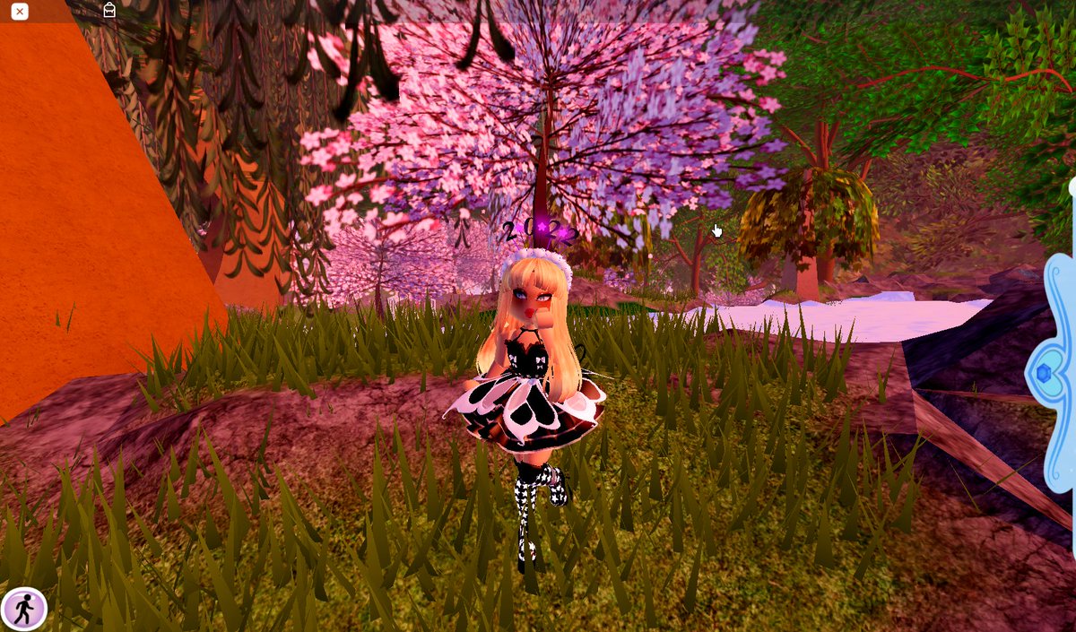 Lemoncutie1's tweet photo. HAPPY NEW YEAR Y'ALL!!!!!!!!!!!!!!! https://t.co/rXliOCtxQm