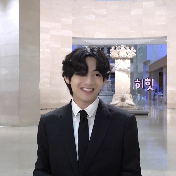tetesmiling tweet picture