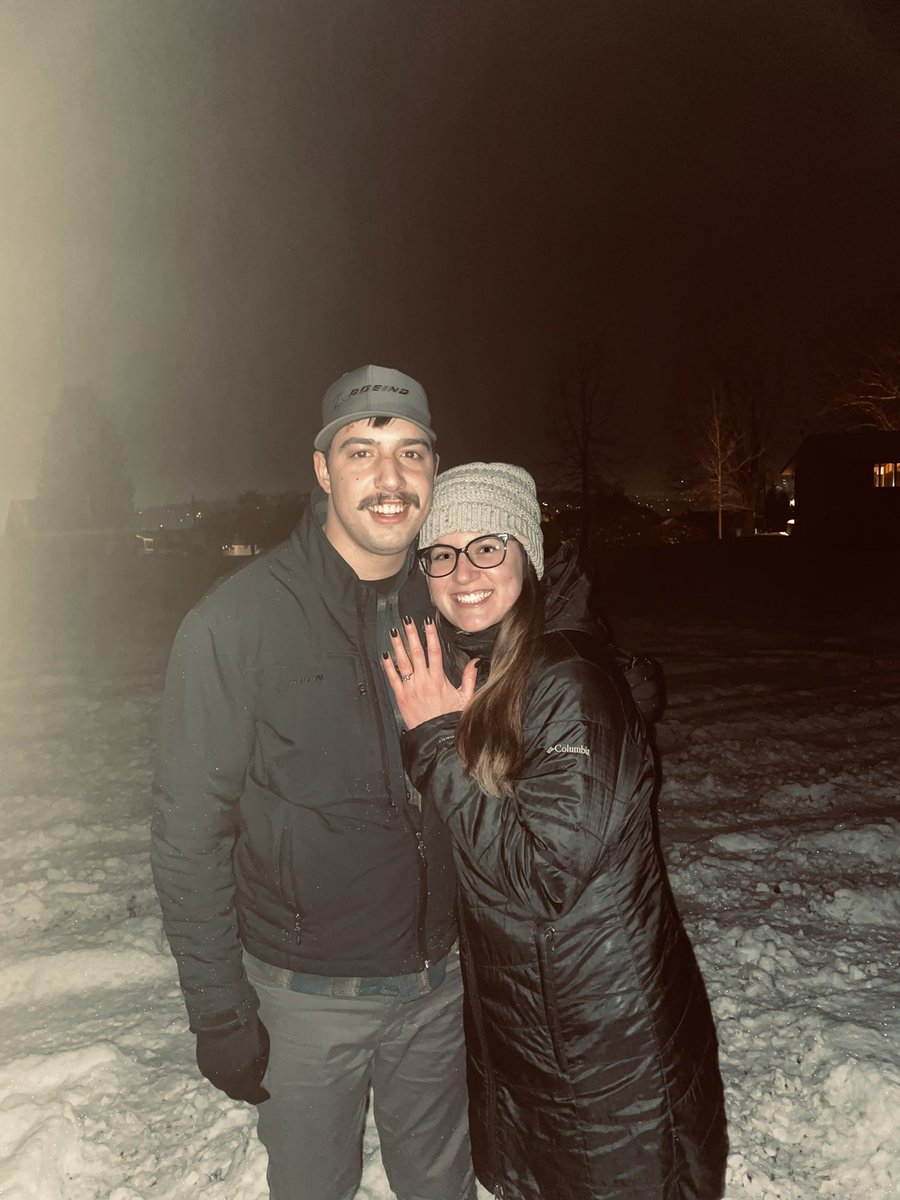 a_meneses17's tweet photo. Right when I kissed him at midnight he said “Wanna do something crazy?”. Both our families were there. He did so so good 🥺 https://t.co/08lxWnAfYr