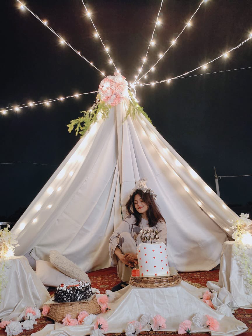 Subhechha13's tweet photo. Happy new year everyone! Thank you so much for all the warm wishes❤️ 
.
May this year be the year of your dreams✨🥰
#BirthdayGirl https://t.co/kl2NKX9jcu