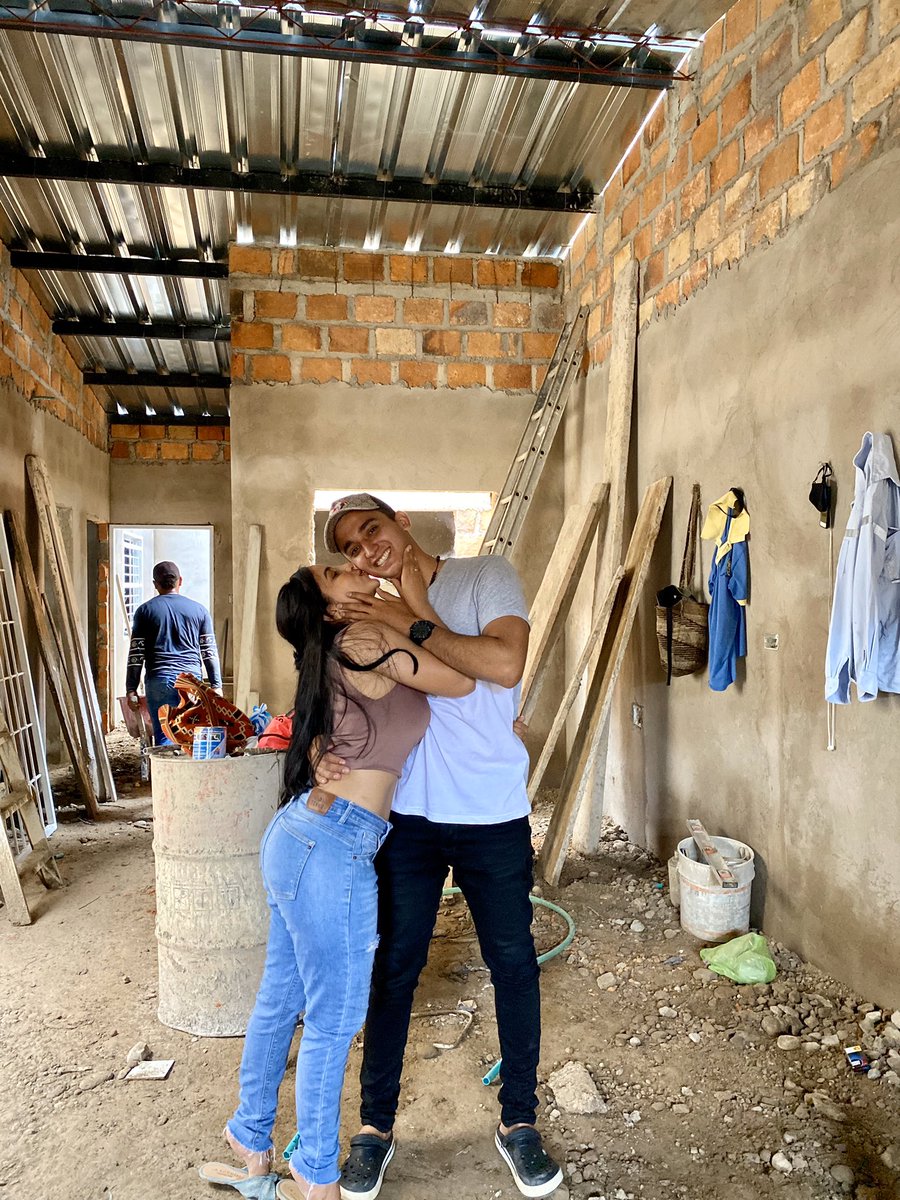 LinaChedraui26's tweet photo. GLORIA PARA DIOSSSS!! ❤️❤️❤️❤️ Antes/Después (Esfuerzo,dedicación y trabajo mucho trabajo 🙏🏼) https://t.co/tN6D0bc0Kz