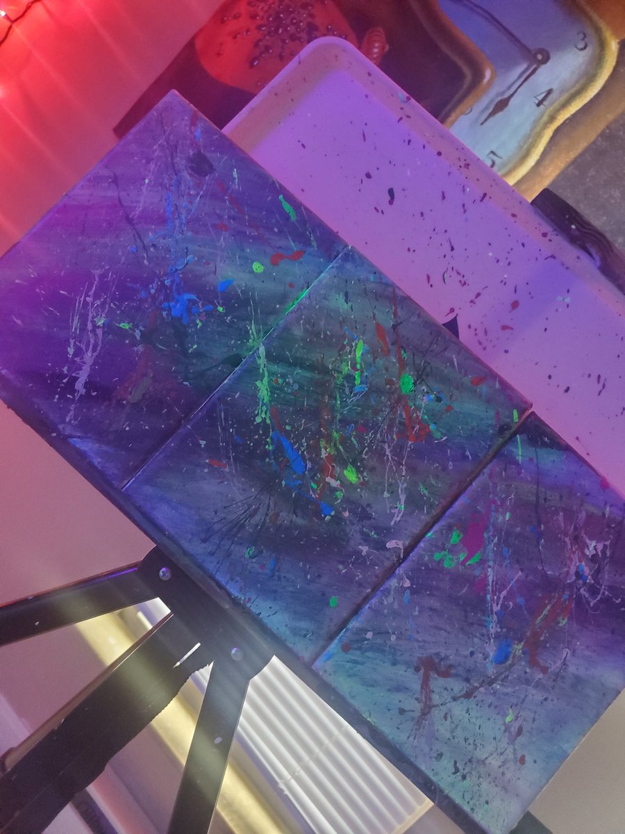 undeadurface's tweet photo. This is the aftermarh of last night NYE EXTRAVAGANZA stream!!! I appreciate you all for coming and can't wait to see what's next in life! #artistsontwitter #NYE2022 #twitch #twitchaffiliate #twitchart #growth #2022Goals #helpmegrow @BlazedRTs @CroweFam_ @promo_streams #nyestream https://t.co/zkyxbB0Bt3