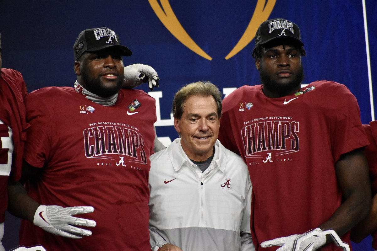 BamaPride4Ever's tweet photo. The 86th #GoodYearCottonBowl Champions! π
°οΈππππ #AlabamaDoes @CottonBowlGame @ATTStadium #WonNotDone #KingsOfConfetti #TLOB #BamaFactor #WeLiveIt #RollTide https://t.co/GxBvzLqEeS