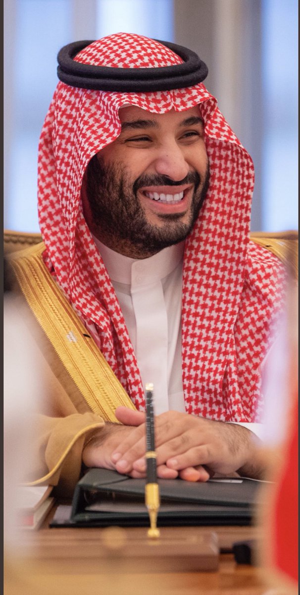 i__mazyad's tweet image. سيدي  جهّز  على قمّة  المجد  الطريق،،
وسر   بنا   يا  محمد العز   لعنان السما،،

جعل  صدرً  ما يقدّرك  يا محمّد يضيق،،
وجعل  عينً  ما  تحبّك   يطاولها  العما،،

#محمد_بن_سلمان