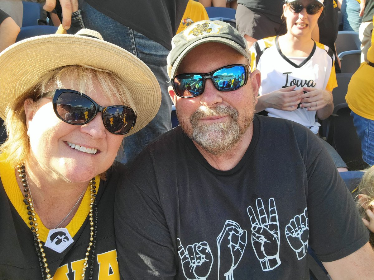 scheeney3361's tweet photo. Go Hawkeyes! #CitrusBowl #GoHawks https://t.co/btaPO4MJgA