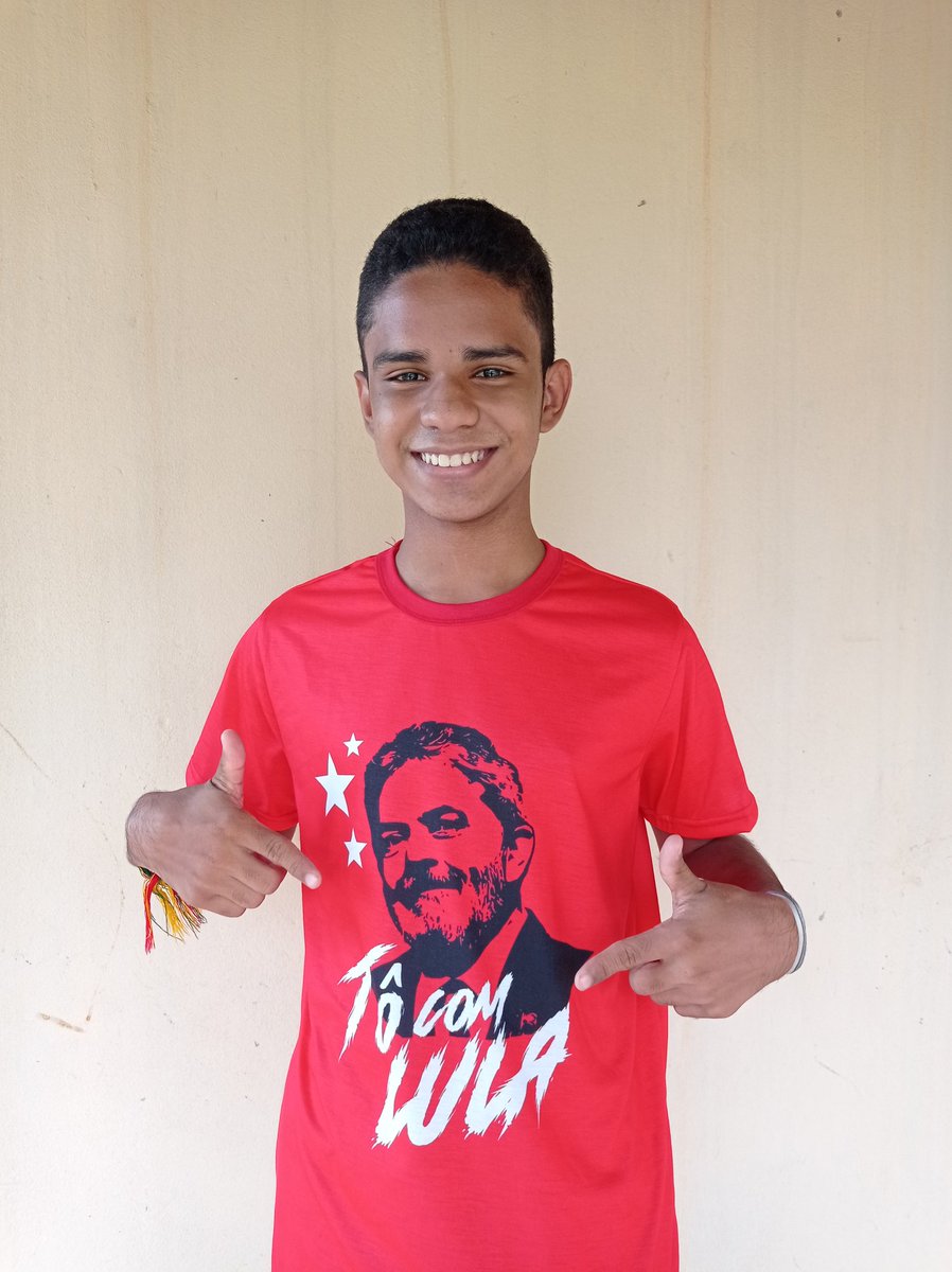 Marcoslulaofici's tweet photo. Esse é o nosso ano, companheir@s! O ano de elegermos Lula!⭐🚩 https://t.co/YmtEeexpNd