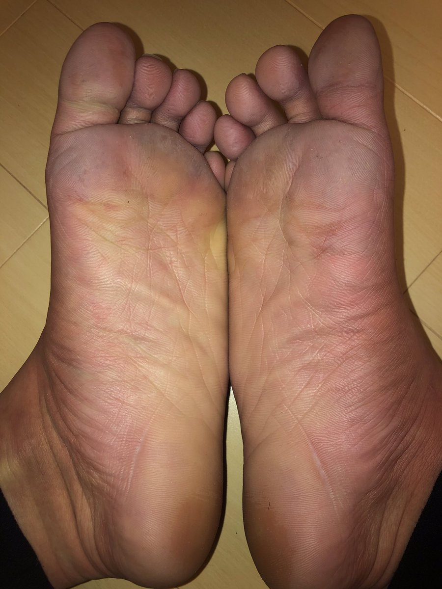 裸足で雪の中を2時間ほど歩き帰ってきました！
やはり何故か足裏全体がパンパンになますね！