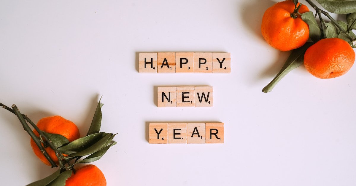 TheCrossvine's tweet photo. Wishing all of our neighbors and friends a Happy New Year! Here's to 365 days full of adventure and joy! https://t.co/OlWnyREXCO