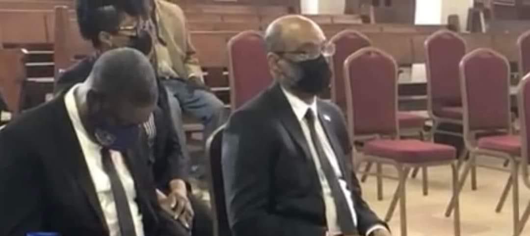 PrincesFatimah7's tweet photo. Menm nan Gonaïves plan sécurité @YouriLatortue a paka mache paske poutet @DrArielHenry pa Nome Moun Ansyen Sénateur drug dealer a nan Dwann St Marc bandit #raboto Gonaïves pran zam pou anpeche célébration fête de l'indépendance pays ya.
Humm ☺️ https://t.co/1GLxEtyVFd