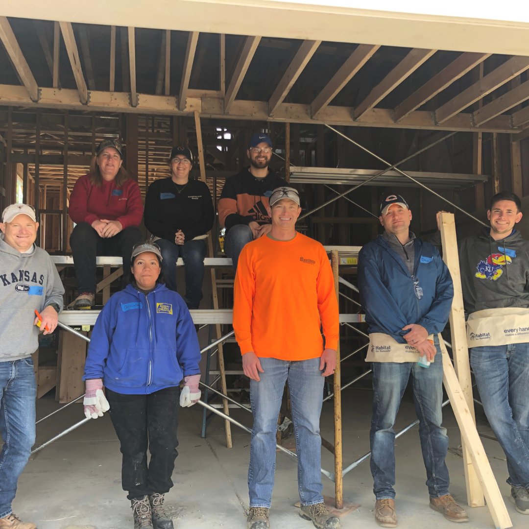 Happy New Year! We are so excited to see what 2022 holds for all our donors, volunteers, homeowners, and friends. 
.
.
.
#habitatforhumanity #newyear #affordablehousing #thankyou #2022