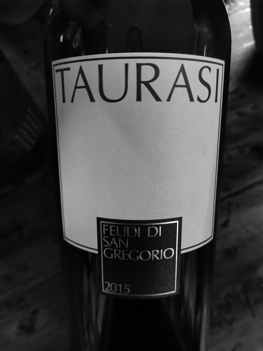 keelyngibbons's tweet photo. 🇮🇹

#ItalianWines #WineClub https://t.co/oAt9V3aIZ8