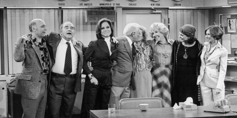 willowprdctns's tweet photo. It's a #HappyNewYear #Reunion in #Heaven today, as Murray, Lou, Mary, Ted, Sue Ann, Georgette, Rhoda and Phyllis are together once more.  

#Celebrate the spirit #BettyWhite shared with us so generously.  She took the cake. https://t.co/kNiLsA4SNe