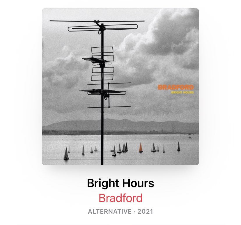 JohnOhman5's tweet photo. 🎧 Listening to @Bradford_Band
#BrightHours
@IanH94621212 Happy New Year! Cheers! xx https://t.co/ctpZ7cDaNw
